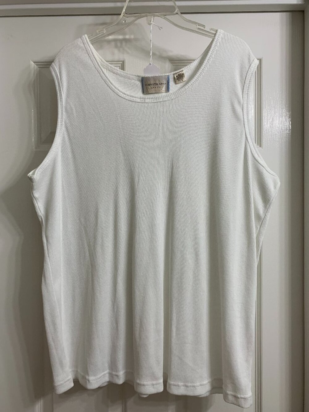 Capistrano Brand Women's Set of 3 Tank Tops, Size 26/28